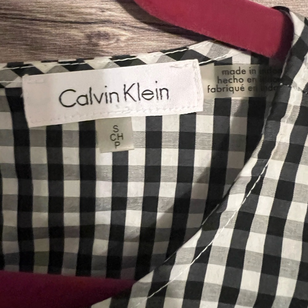 Calvin Klein Top - Picture 3 of 10